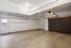 Garage - 