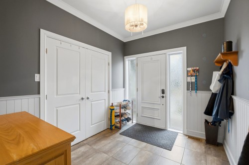 Hall d'entrée/Vestibule - 12 Rue Des Lotus, Blainville, QC - Indoor Photo Showing Other Room