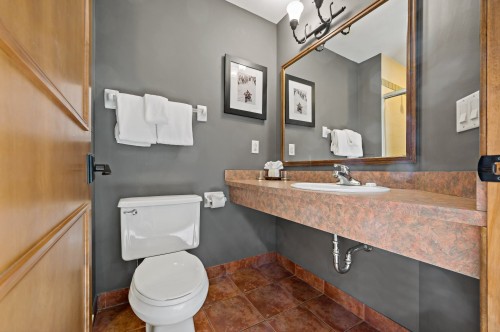 Salle de bains - 124-2396 Rue Labelle, Mont-Tremblant, QC 