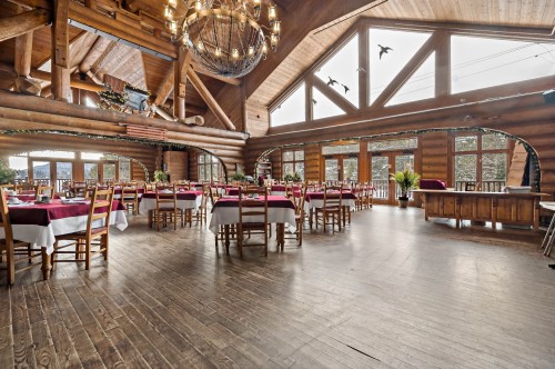 Restaurant - 124-2396 Rue Labelle, Mont-Tremblant, QC 