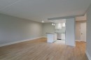 Salon - 620-4800 Boul. De Maisonneuve O., Westmount, QC 
