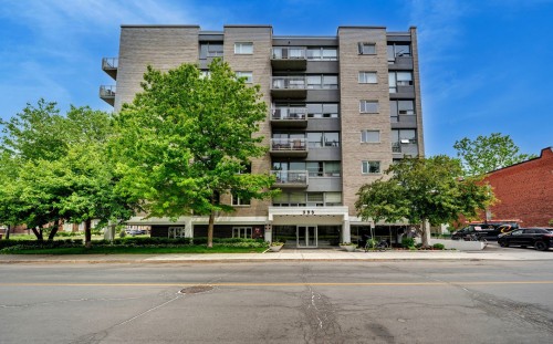 Front of Structure - 4D-399 Av. Clarke, Westmount, QC 