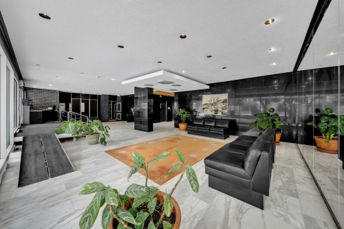 Reception - 4D-399 Av. Clarke, Westmount, QC 