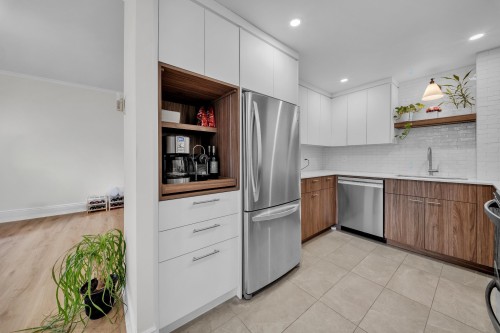 Kitchen - 4D-399 Av. Clarke, Westmount, QC 