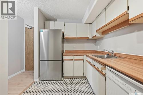 202 345 Kingsmere Boulevard, Saskatoon, SK - Indoor Photo Showing Kitchen