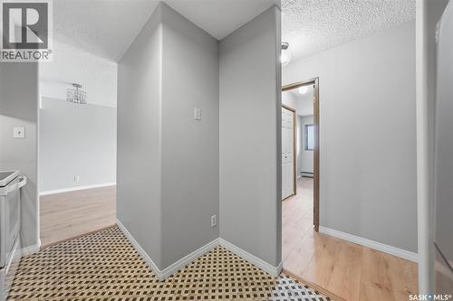 202 345 Kingsmere Boulevard, Saskatoon, SK - Indoor