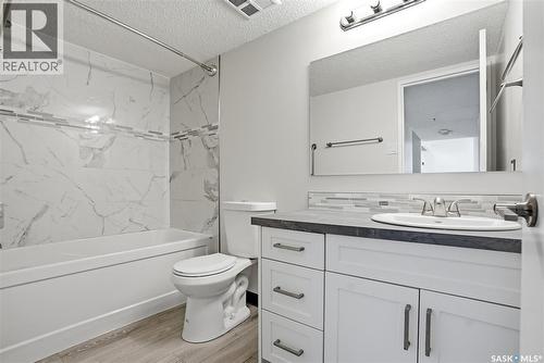 2102 320 5Th Avenue N, Saskatoon, SK - Indoor Photo Showing Bathroom