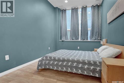 208 1901 Victoria Avenue, Regina, SK - Indoor Photo Showing Bedroom