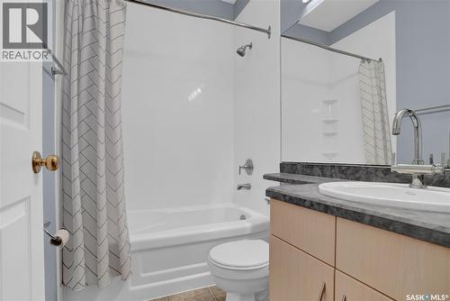 208 1901 Victoria Avenue, Regina, SK - Indoor Photo Showing Bathroom