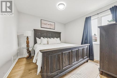 280 Montrose Avenue, Hamilton, ON - Indoor Photo Showing Bedroom