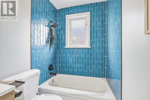 280 Montrose Avenue, Hamilton, ON - Indoor Photo Showing Bathroom