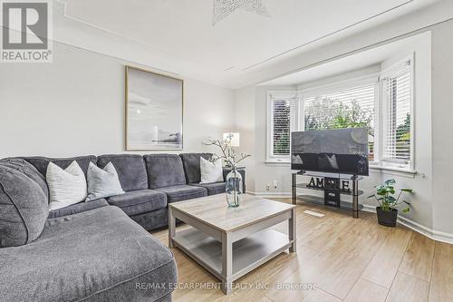 280 Montrose Avenue, Hamilton, ON - Indoor Photo Showing Living Room