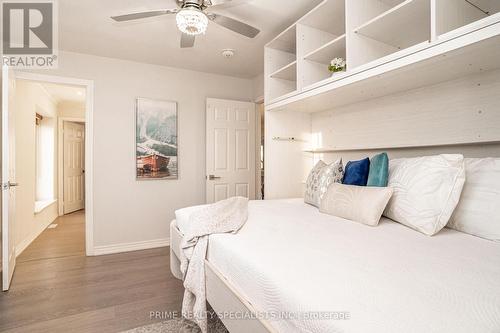 1800 Tattersall Way, Mississauga, ON - Indoor Photo Showing Bedroom