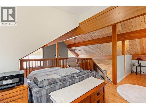 3546 Mabel Lake Road, Lumby, BC - Indoor Photo Showing Bedroom