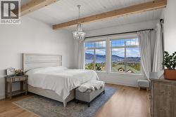Primary Bedroom - 