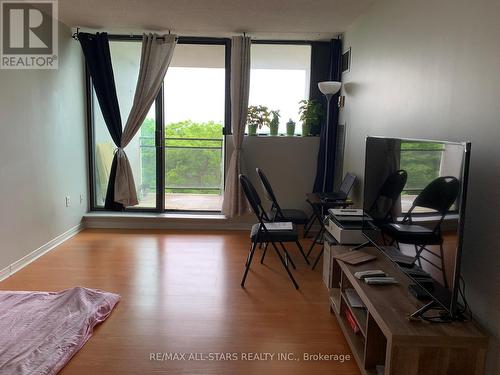 802 - 10 Tapscott Road, Toronto, ON - Indoor Photo Showing Other Room
