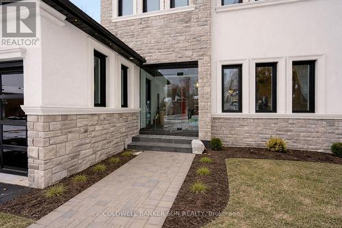 34 Previn Court, New Tecumseth, ON 
