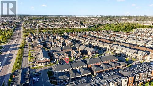 303 - 22 MILTARY CRESCENT E  Brampton, ON L7A 4W1