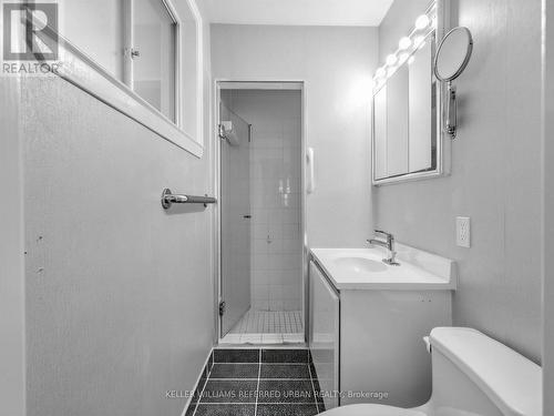 7 Harlock Boulevard, Toronto, ON - Indoor Photo Showing Bathroom