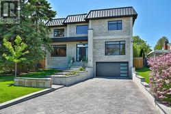 2 HEMFORD CRESCENT Toronto, ON M3B 2S5