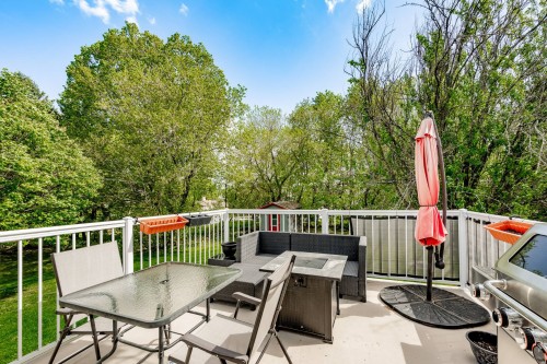 Balcon - 182  - 184 Rue Victoria, Coaticook, QC - Outdoor With Deck Patio Veranda