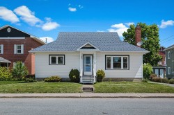 413 Rue Main  Shawville, QC J0X 2Y0