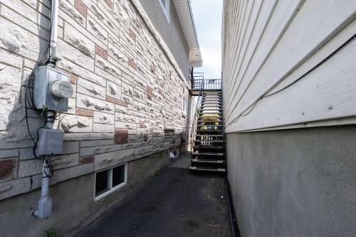 Escalier - 259  - 261 Rue Champlain, Salaberry-De-Valleyfield, QC 