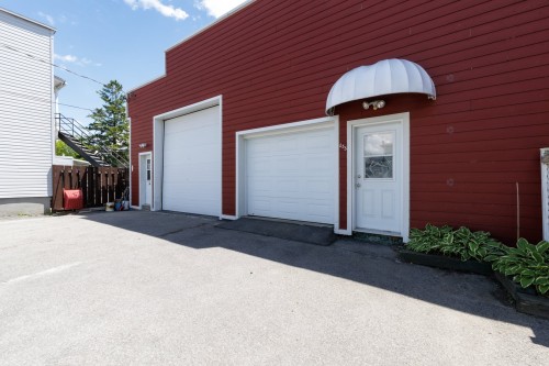 Commerce - 259  - 261 Rue Champlain, Salaberry-De-Valleyfield, QC 