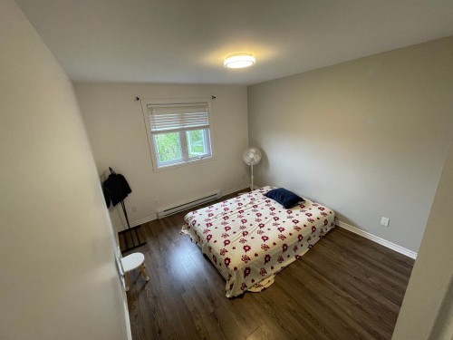 Chambre à coucher - 5360 Rue Quevillon, Longueuil (Saint-Hubert), QC 