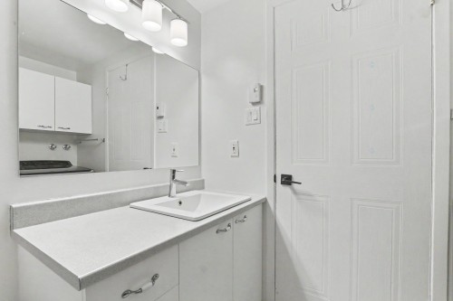 Salle de bains - 102-101 Rue Pierre-Laporte, Saint-Eustache, QC 