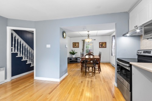90 Rue St-Jean  Châteauguay, QC J6J 2X9