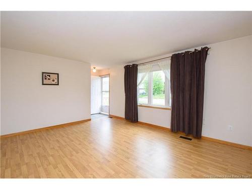910 Mapleton Rd, Moncton, NB 