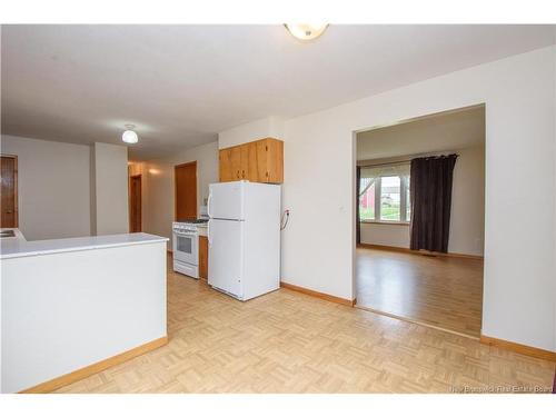 910 Mapleton Rd, Moncton, NB 