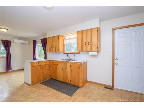 910 Mapleton Rd, Moncton, NB 