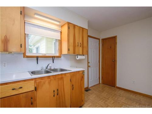 910 Mapleton Rd, Moncton, NB 