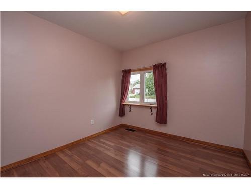 910 Mapleton Rd, Moncton, NB 