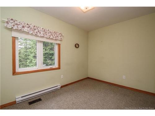910 Mapleton Rd, Moncton, NB 