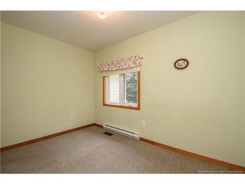 910 Mapleton Rd, Moncton, NB 