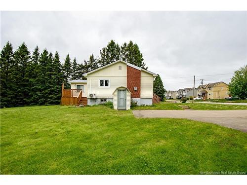 910 Mapleton Rd, Moncton, NB 
