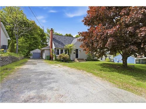 683 Mitchell St, Fredericton, NB 
