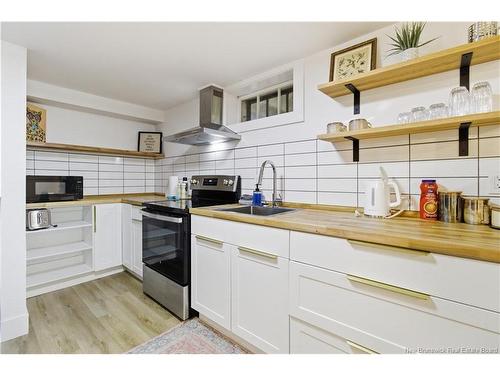 683 Mitchell St, Fredericton, NB 