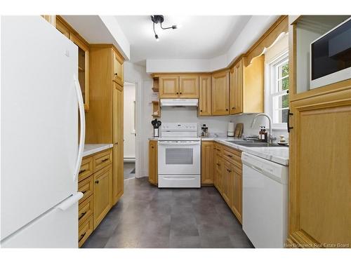 683 Mitchell St, Fredericton, NB 