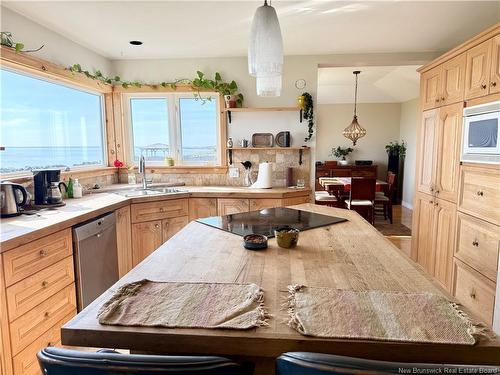 411 Principale, Petit-Rocher, NB 
