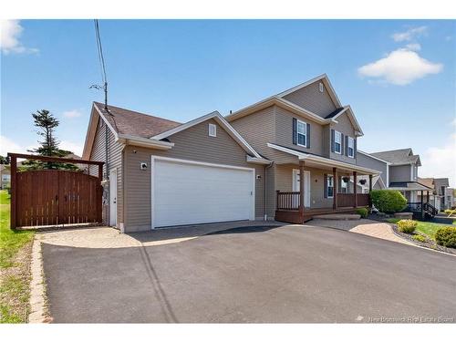 35 Des Aubes St, Dieppe, NB 
