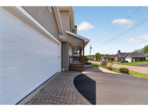 35 Des Aubes St, Dieppe, NB 