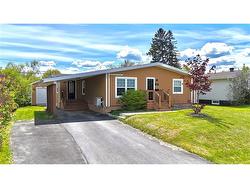 1171 Vincent  Bathurst, NB E2A 3W1