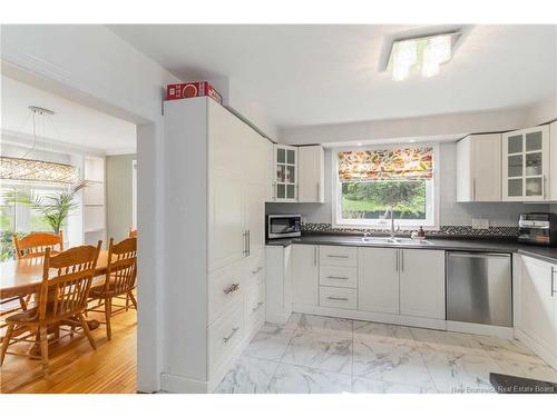 807 Smythe, Fredericton, NB 