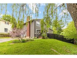 807 Smythe  Fredericton, NB E3B 3G6