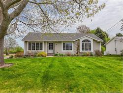 29 Oak CRT Sussex, NB E4E 2L7
