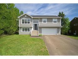 18 Mcconnell ST  Oromocto, NB E2V 0J1